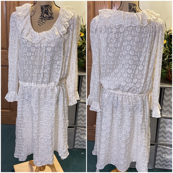 Elegant Tory Burch Jasmine Metallic Midi Dress - Picture 3 of 5